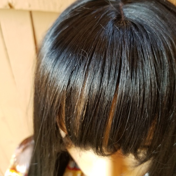 🆕️Ready to Ship Wig With Bangs and Quality Style - Picture 8 of 8